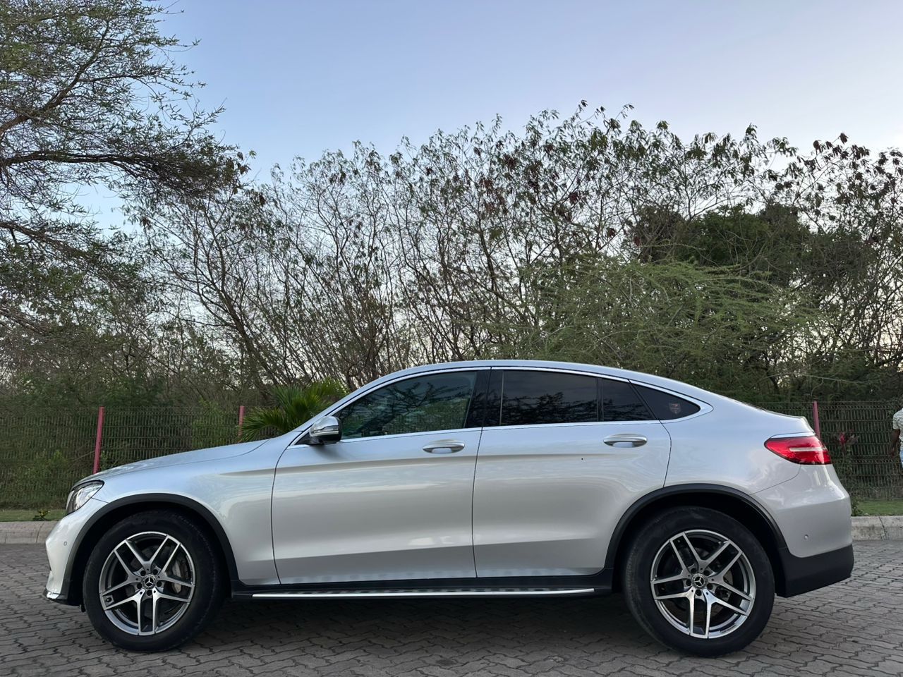 Mercedes Benz